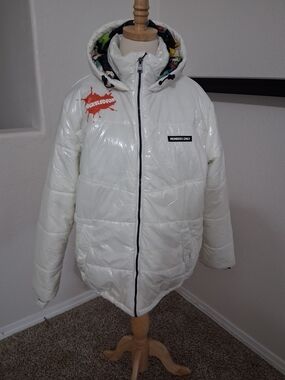 Members Only White Glossy Puffer Jacket with Colorful Hood Lining M